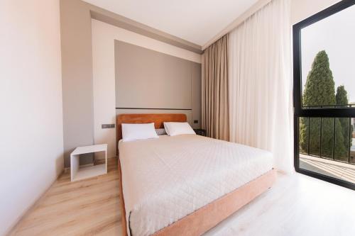 doors hotel
