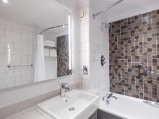Doubletree By Hilton Swindon,Swindon>>Lydiard Tregoze,4 star