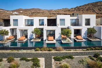 tinos