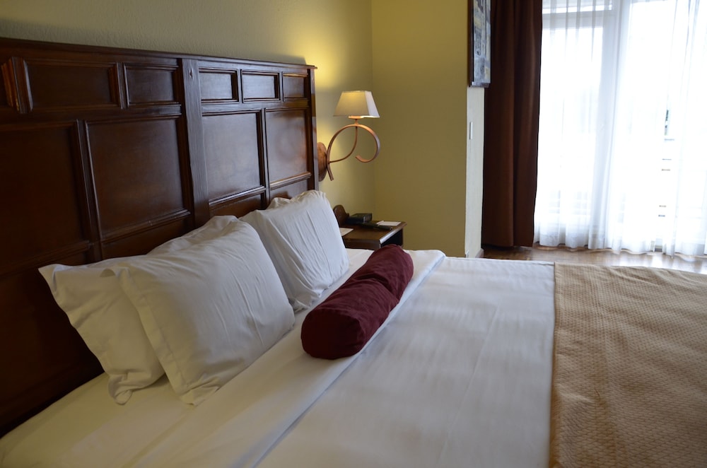 conquistador hotel and conference center