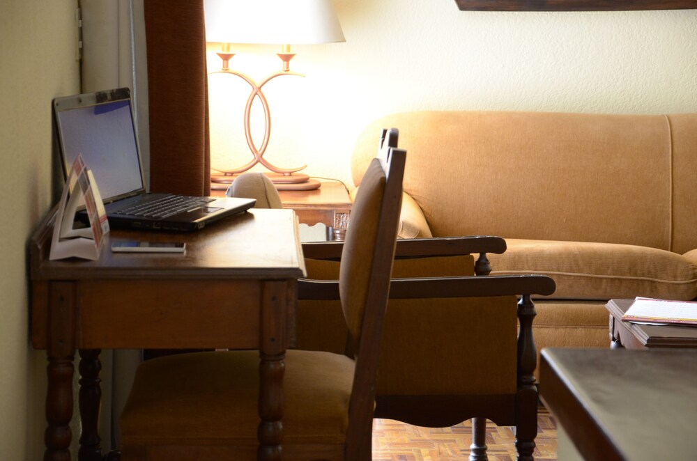 conquistador hotel and conference center