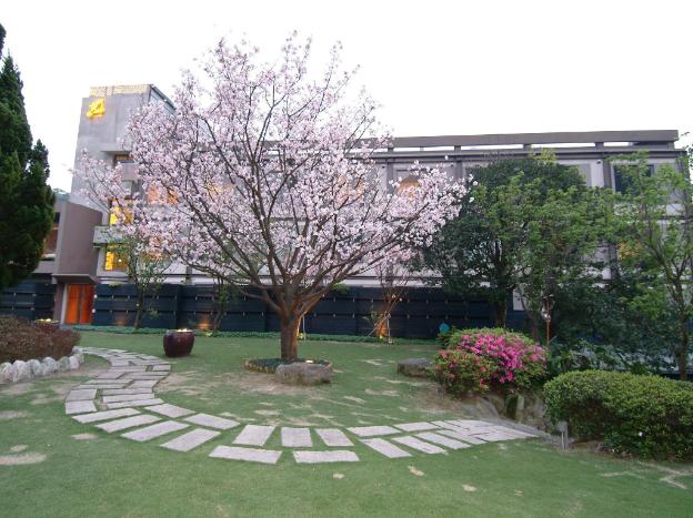 check inn select taipei yangmingshan