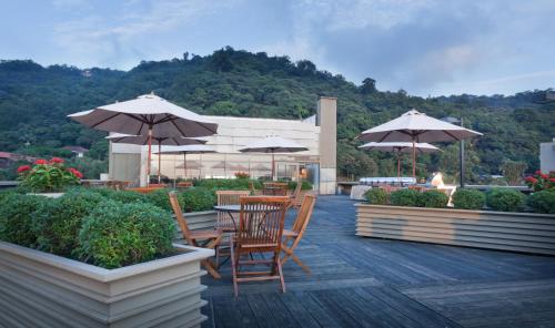 check inn select taipei yangmingshan
