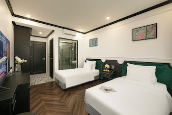 elegant boutique hotel ha long