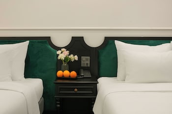 elegant boutique hotel ha long