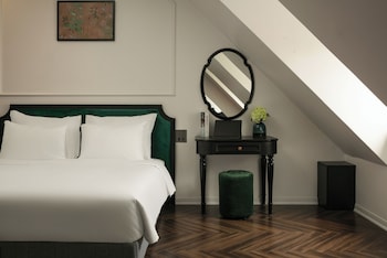 elegant boutique hotel ha long