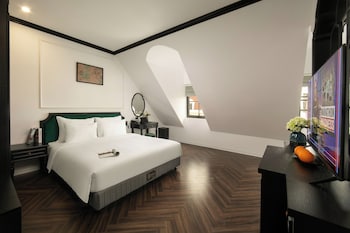 elegant boutique hotel ha long