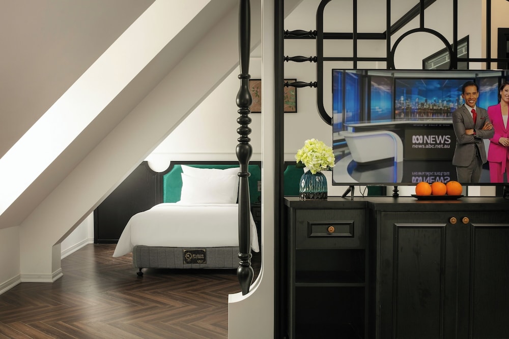 elegant boutique hotel ha long