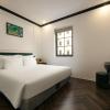elegant boutique hotel ha long