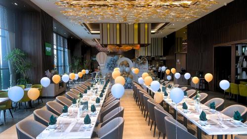 wyndham garden legend halong