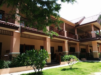 paradise bungalows