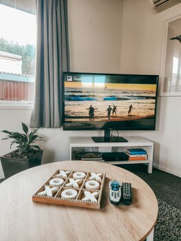 lake mahinapua hotel