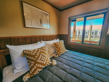 lake mahinapua hotel