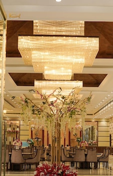 sukhsaroj hotel and resorts