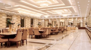 sukhsaroj hotel and resorts