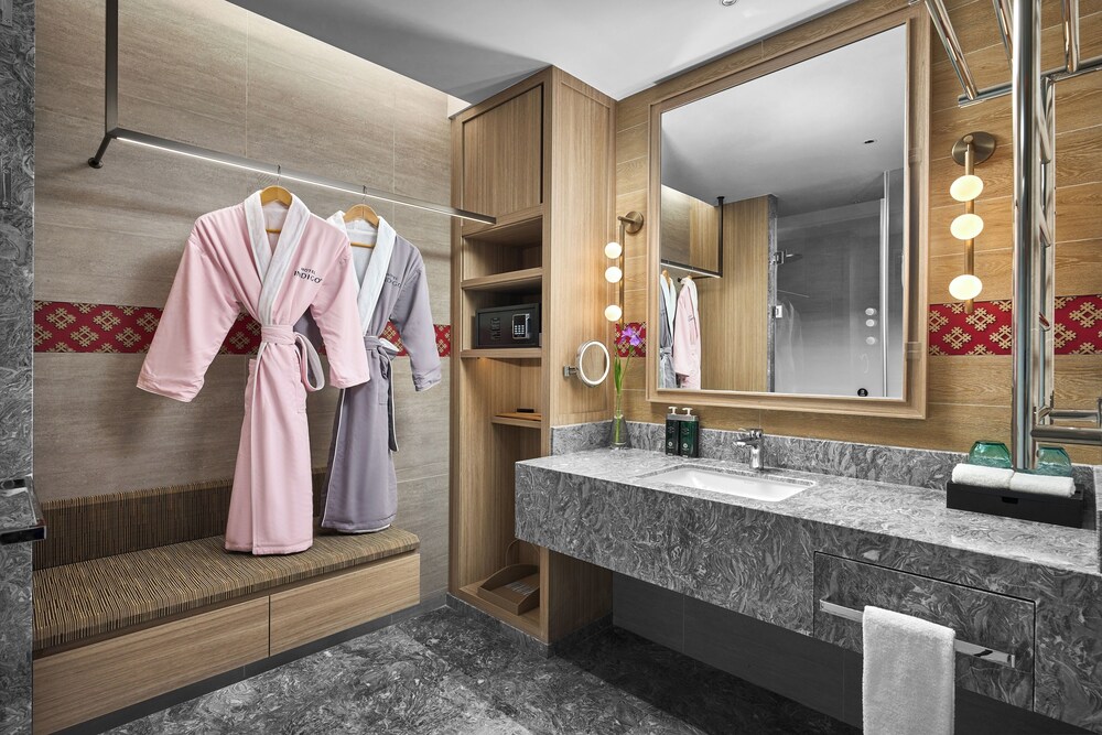 hotel indigo lugu lake an ihg hotel