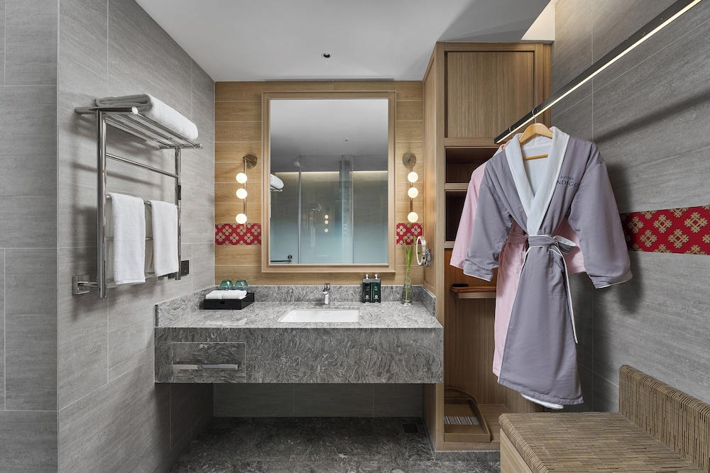 hotel indigo lugu lake an ihg hotel