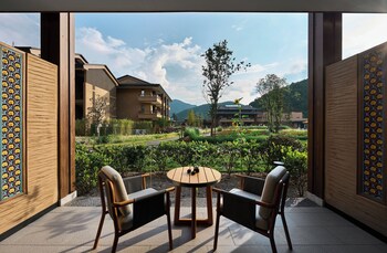 hotel indigo lugu lake an ihg hotel