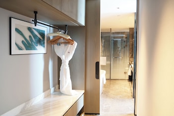 crowne plaza xian weiyang