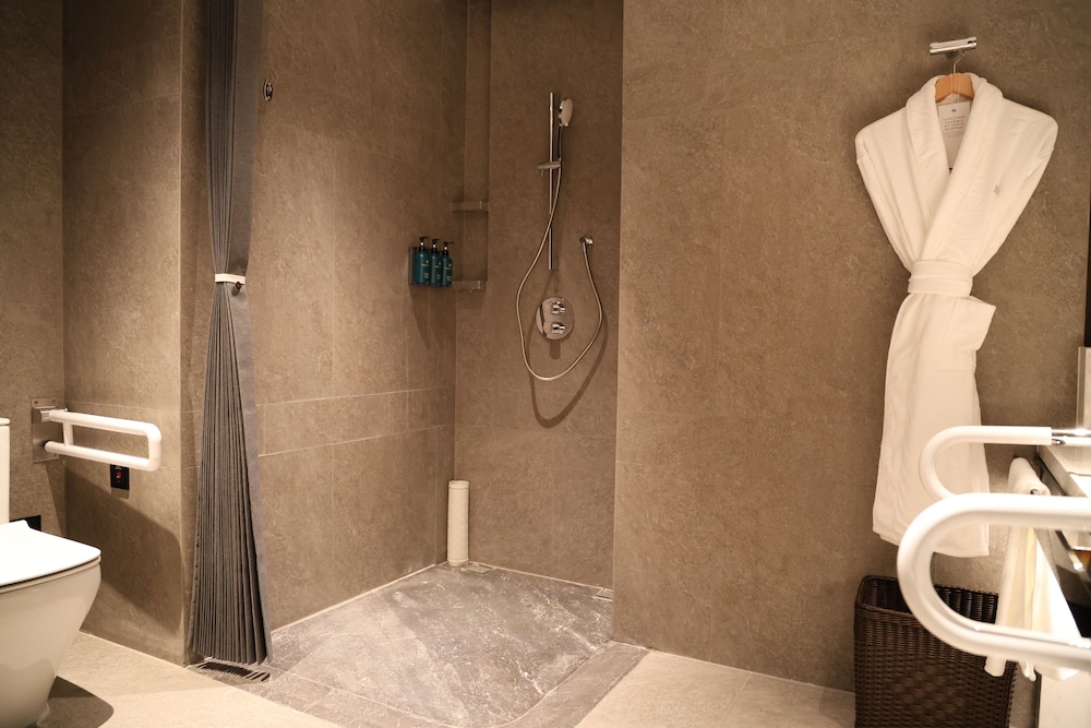 crowne plaza xian weiyang