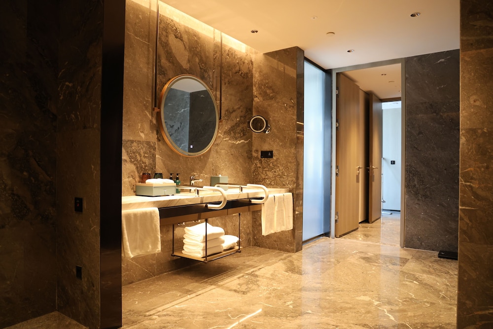 crowne plaza xian weiyang