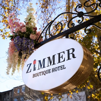 zimmer boutique hotel