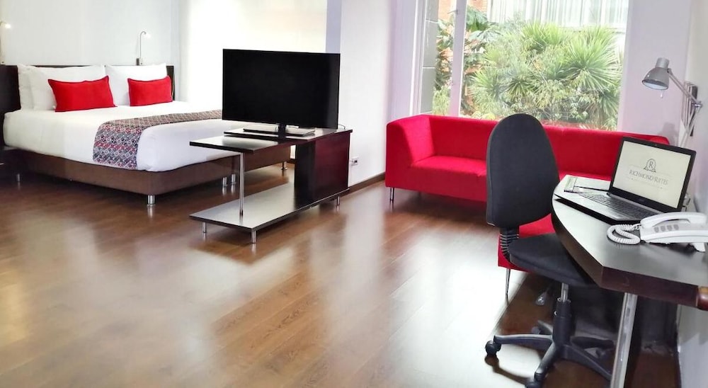 richmond suites hotel