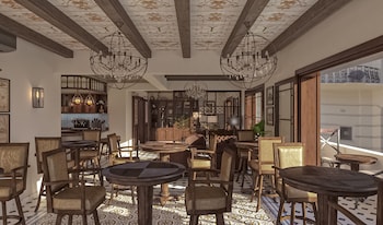 eileen hotel