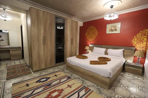 eileen hotel