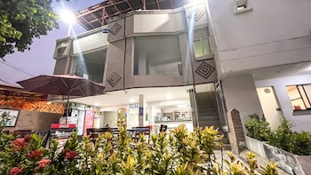 hotel and restaurante oasis