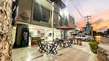 hotel and restaurante oasis