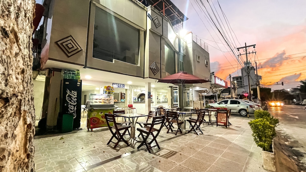 hotel and restaurante oasis