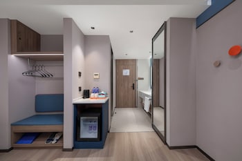 holiday inn express zhengzhou garden road