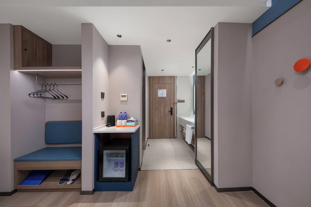 holiday inn express zhengzhou garden road