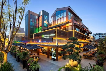 wyndham garden qionglai downtown