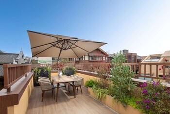 wyndham garden qionglai downtown