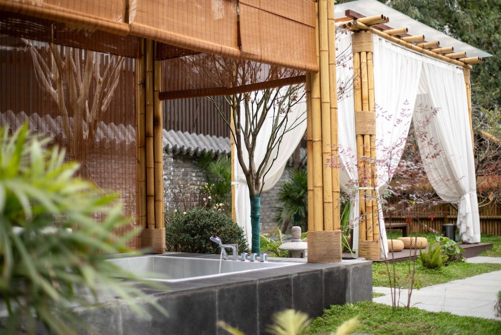 wyndham garden qionglai downtown