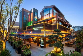 wyndham garden qionglai downtown