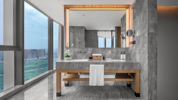 hotel nikko chengdu yixin lake