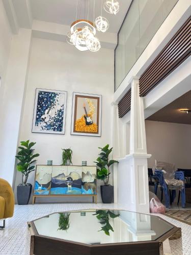 rig colonial experience