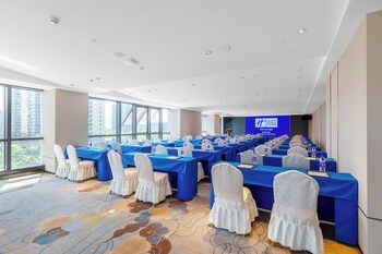 holiday inn express hangzhou jiangnan