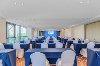 holiday inn express hangzhou jiangnan