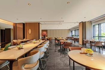 holiday inn express hangzhou jiangnan