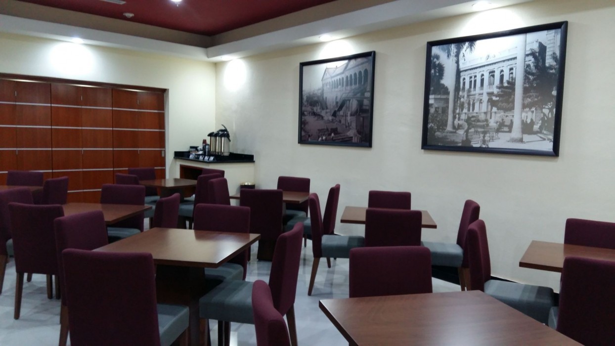 hampton inn by hilton tampico zona dorada