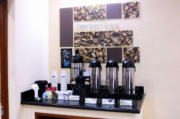 hampton inn by hilton tampico zona dorada