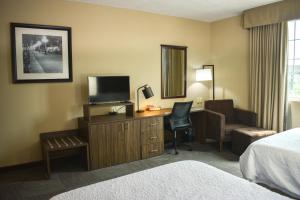 hampton inn by hilton tampico zona dorada