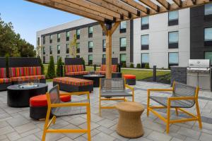 home2 suites by hilton kitchener