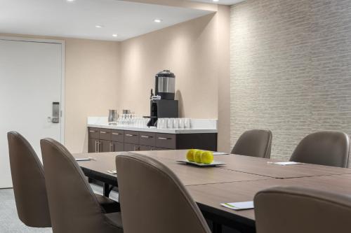 home2 suites by hilton kitchener