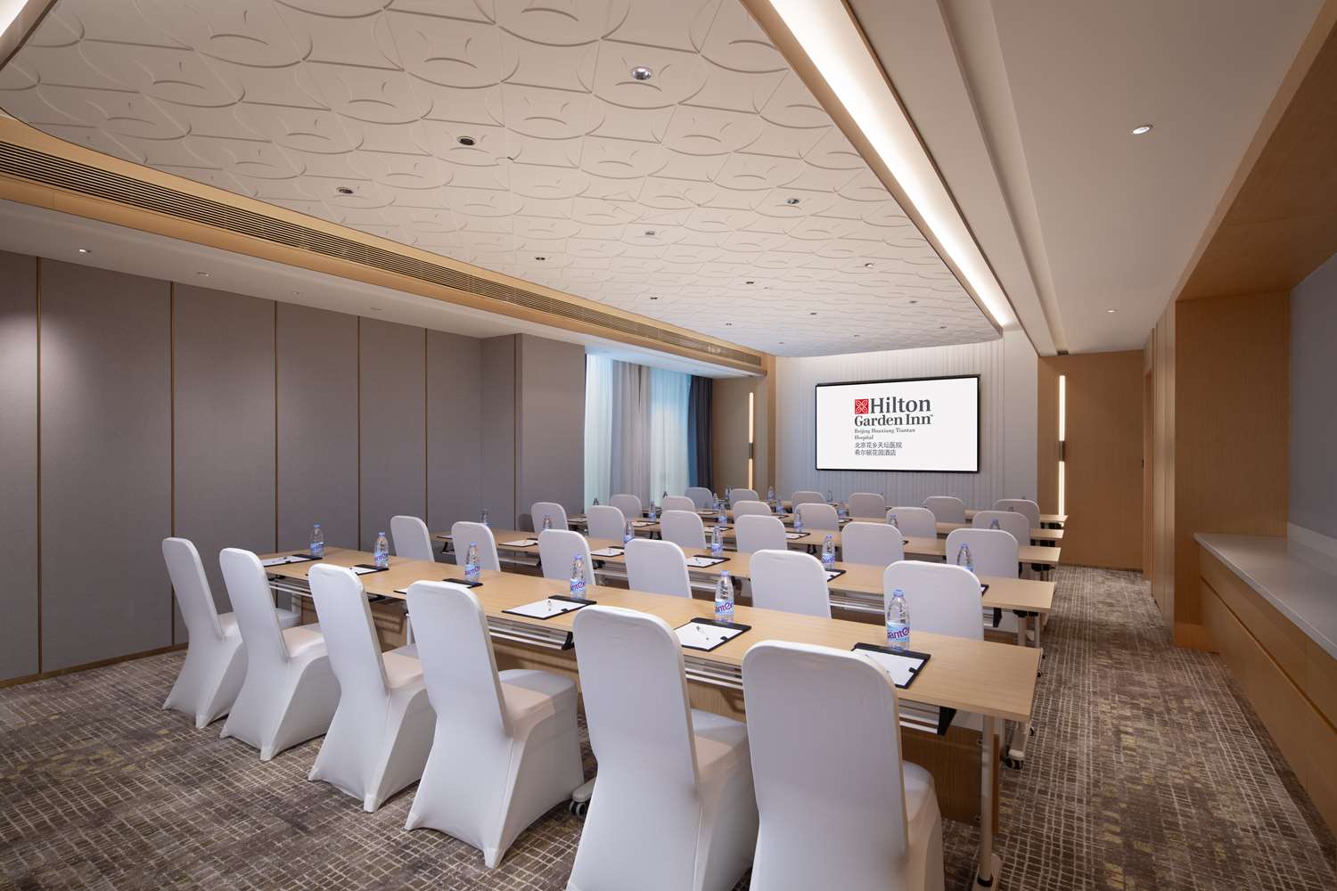 hilton garden inn beijing huaxiang tiantan hospital
