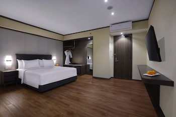 harper premier nagoya batam